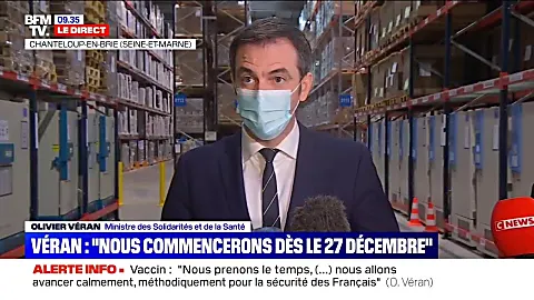 Olivier Véran: "Il est tout à fait envisageable que le virus [qui a muté] circule en France"