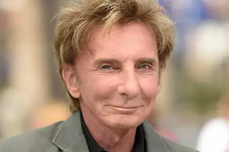 Barry Manilow facts: Singer's age, husband, net worth and more revealed