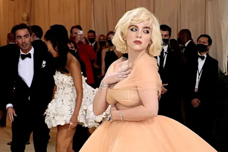 Billie Eilish wore her Oscar de la Renta Met Gala dress on one condition Billie Eilish wore her Oscar de la Renta Met Gala dress on one condition