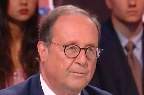 «Νομίζω ότι ήταν λάθος»: Ο Φρανσουά Ολάντ μετανιώνει που επανέφερε τον φόρο στις υπερωρίες