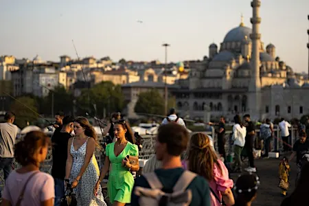 Τουρκία: Βαριές ποινές για την δηλητηρίαση με εντομοκτόνο τετραμελούς οικογένειας σε ξενοδοχείο Τουρκία: Βαριές ποινές για την δηλητηρίαση με εντομοκτόνο τετραμελούς οικογένειας σε ξενοδοχείο