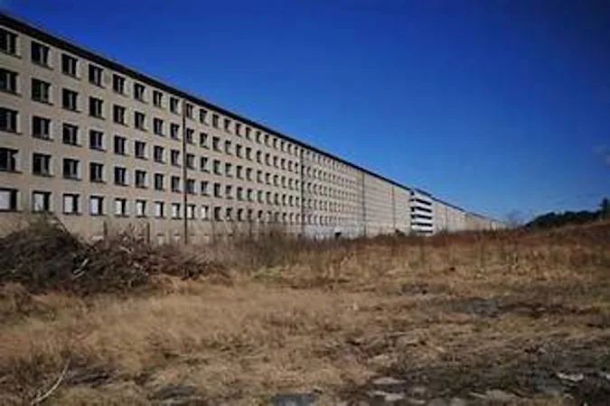 [Fotos] Este enorme hotel nunca ha tenido un solo huésped