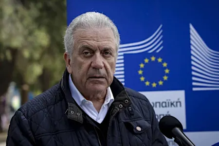 Qatargate: Ένταλμα σύλληψης για τον Δημήτρη Αβραμόπουλο Qatargate: Ένταλμα σύλληψης για τον Δημήτρη Αβραμόπουλο