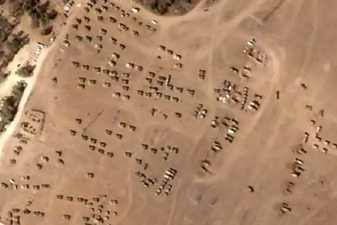 Satellite images reveal 400 vehicles in Israel near northern Gaza