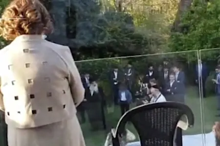 Police shut down ‘despicable’ London Jewish wedding with dozens of guests