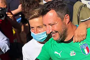 Bonus autonomi a 5 deputati Salvini: 'Sospensione subito' | Virgilio Notizie