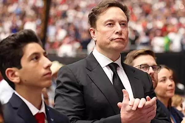«Ne vous souciez pas de votre retraite», Elon Musk évoque la piste du revenu universel dans une société IA «Ne vous souciez pas de votre retraite», Elon Musk évoque la piste du revenu universel dans une société IA