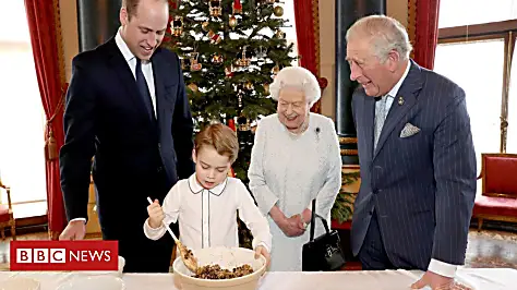 Five things about the royal Christmas pudding photos