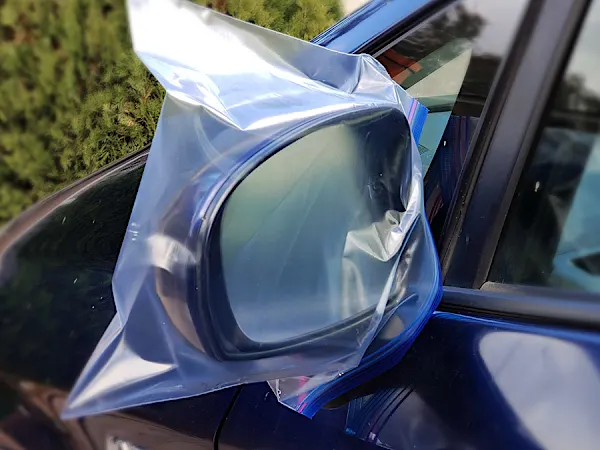 [Pics] Always Place A Bag On Your Car Mirror When Traveling Alone, Here's Why