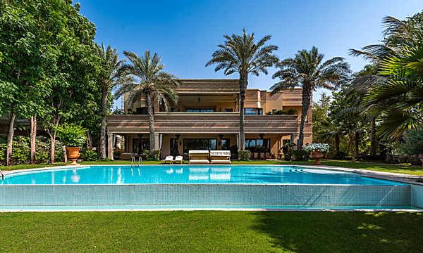 Find Inspiration in Dubai's Most Luxurious Mansions