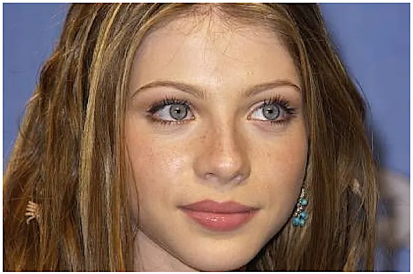 Elle est décédée cette année et personne ne l'a remarqué Elle est décédée cette année et personne ne l'a remarqué