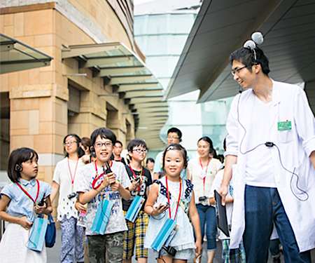 聞いて、見て、触って、五感で楽しむ「ヒミツ探検ツアー」