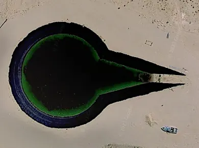 【画像】ワイ、Google Earthでガチでヤバい所を見つけてしまう。。。