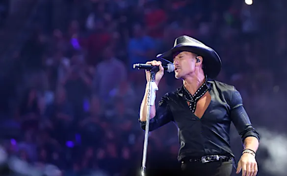 Tim McGraw Leaves The Cooking To Faith Hill On Thanksgiving