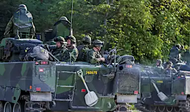 Pendant vingt ans, un imposteur a gravi les échelons de l’armée de Suède