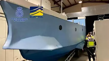 Incautan el primer "narcosubmarino" fabricado en España