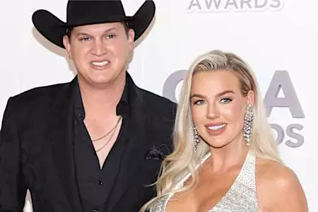 Summer Pardi Bares All In Nude Maternity Photo Nearing The End Of Her 'Amazing' Pregnancy