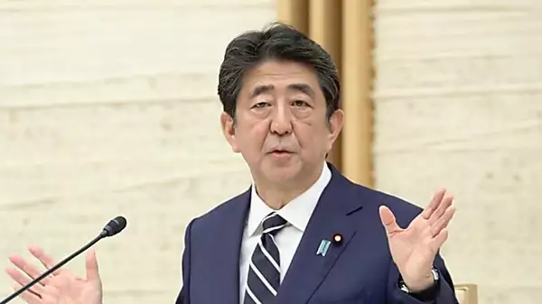 Shinzo Abe Vows to Share Coronavirus Vaccine to the World, As Japan Lifts State of Emergency