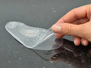 Ανώτερη σόλα για την άνεση των ποδιών