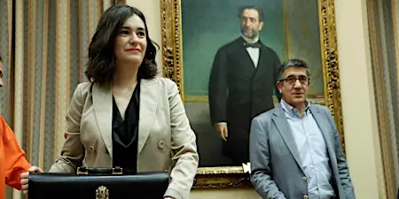 Sanidad entrega a las CCAA el borrador del decreto que recupera la universalidad