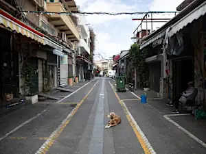 העסקים הקטנים מתקשים יותר להתאושש - ועובדים רבים נשארים בחל"ת