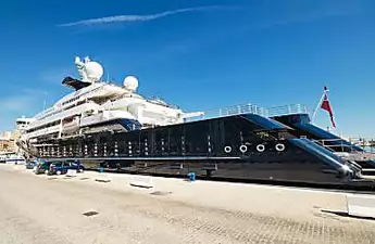 [Pics] Paul Allen's Superyacht Officially Up for Sale