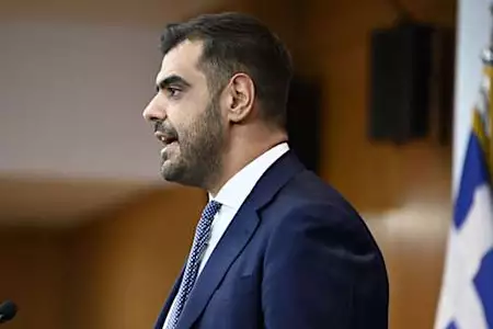 «Παράθυρο» Μαρινάκη για σταδιακή κατάργηση των τεκμηρίων