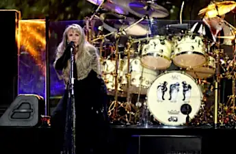 Stevie Nicks tapped for Rock and Roll Hall of Fame as solo artist