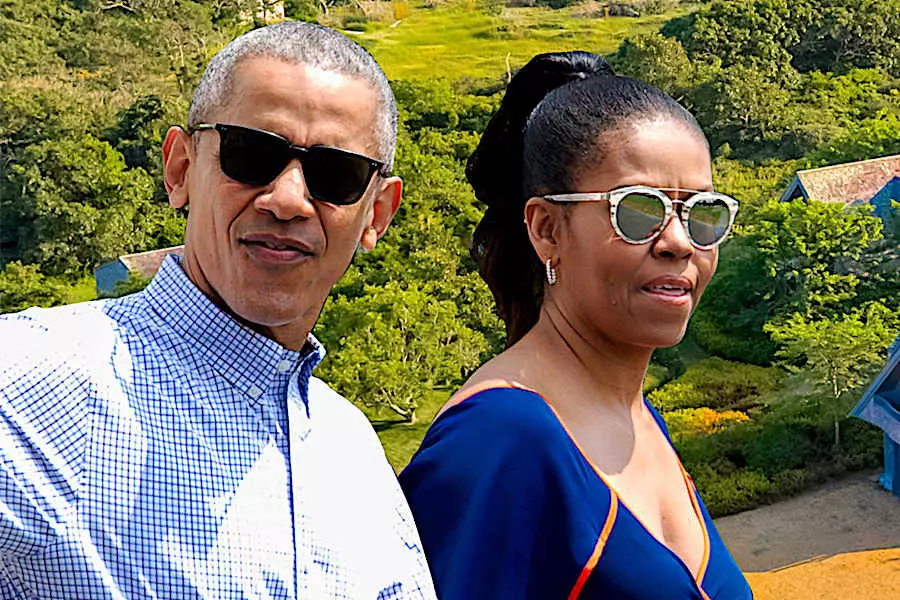 [Pics] At 62, Obama Moves To This Modest House With Partner, Take A Look Inside!