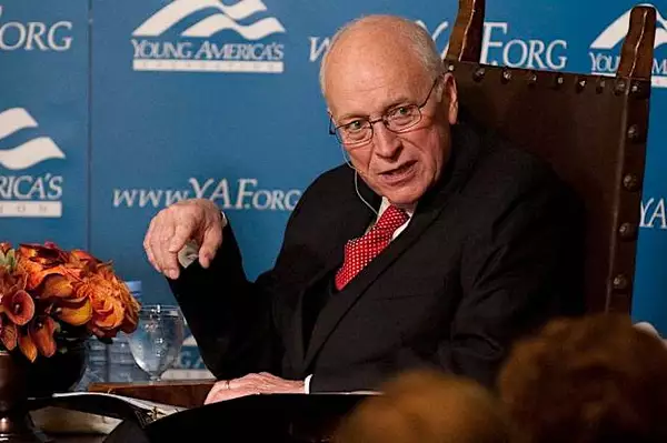 Aide says Cheney had heart transplant