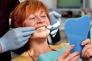 Gli impianti dentali per anziani potrebbero sorprendervi