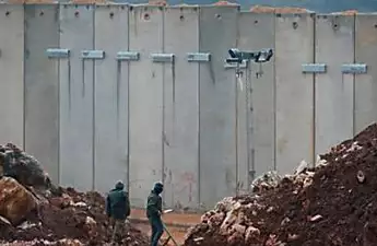 UN find Hezbollah tunnels under Israeli side of border