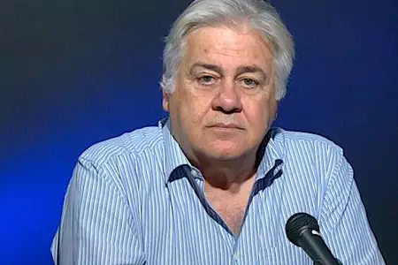 ΑΥΓΗ / Νέος διευθυντής ο δημοσιογράφος Σπύρος Σουρμελίδης ΑΥΓΗ / Νέος διευθυντής ο δημοσιογράφος Σπύρος Σουρμελίδης