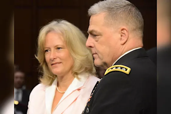 Gen. Mark Milley’s wife, Hollyanne, saves collapsed bystander at Veterans Day event Gen. Mark Milley’s wife, Hollyanne, saves collapsed bystander at Veterans Day event
