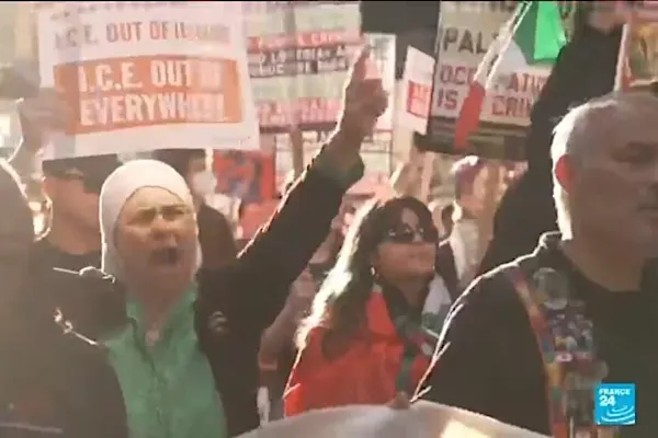 USA: Donald Trump threatens to unleash his "Department of War" on Chicago