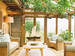 Designing a Sunroom—With Style