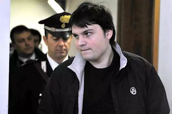 "È stato lui". Marco Poggi, la confessione choc in diretta tv "È stato lui". Marco Poggi, la confessione choc in diretta tv