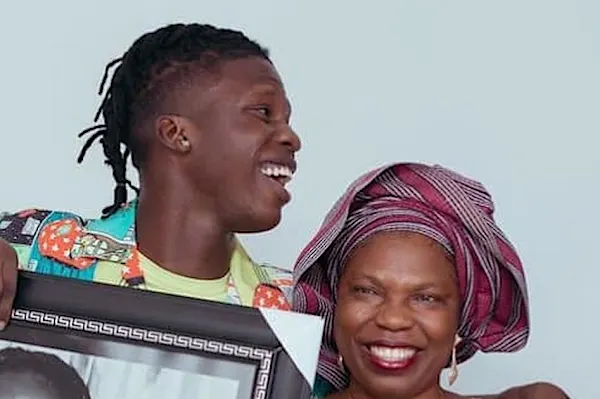 Seyi Vibez loses mum