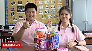 Paper cranes of hope for Thai cave rescue