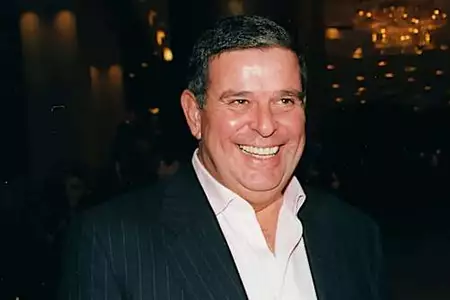 Έφυγε από τη ζωή σε ηλικία 74 ετών ο επιχειρηματίας Πάνος Μαρινόπουλος Έφυγε από τη ζωή σε ηλικία 74 ετών ο επιχειρηματίας Πάνος Μαρινόπουλος