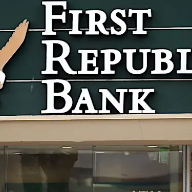 First Republic bank in limbo as shares fall further