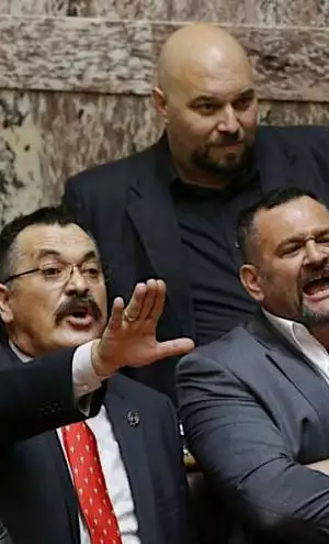 Ελλάδα: Αποφυλακίζονται Ηλίας Παναγιώταρος και Χρήστος Παππάς της Χρυσής Αυγής Ελλάδα: Αποφυλακίζονται Ηλίας Παναγιώταρος και Χρήστος Παππάς της Χρυσής Αυγής