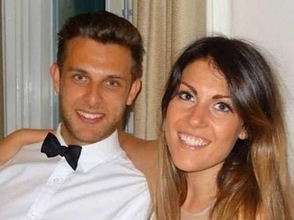 [Pics] Mom Gets Strange Feeling About Future Son-In-Law, Checks Old Photos And Confirms Her Suspicions Are Correct