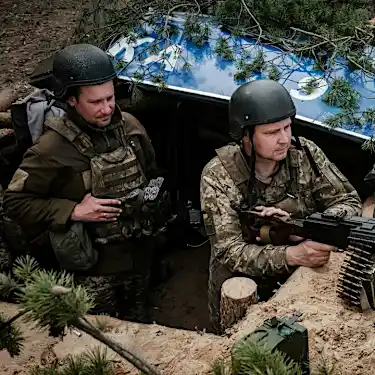 Η Ουκρανία επιδιώκει να σταματήσει την ανελέητη ρωσική επίθεση στο Ντονμπάς