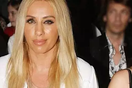 Δύσκολες ώρες για τη Γωγώ Μαστροκώστα - Τα νέα για τη μάχη με τον καρκίνο
