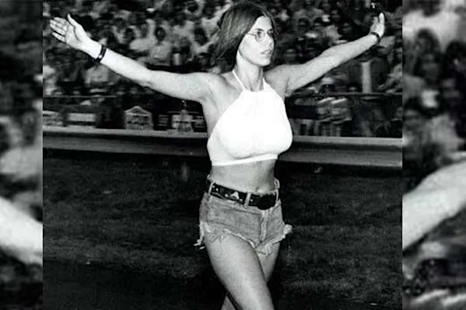 57 Groovy Vintage Photos That Will Bring Back Some Good Memories