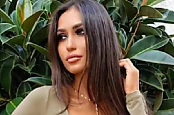 Work Online For A USA Company (See Salaries) Work Online For A USA Company (See Salaries)