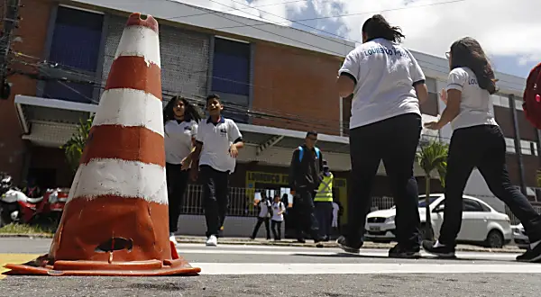Escolas particulares do Ceará pedem retomada de parte dos alunos em 17 de junho