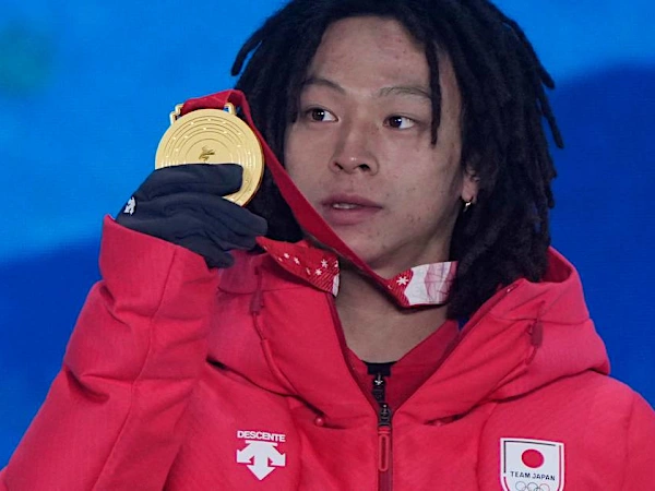 Hirano, champion olympique en snowboard, dénonce le système de notation: “On met notre vie en jeu”
