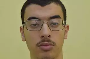 曼徹斯特爆炸案主謀襲擊監獄後，前警官崩潰